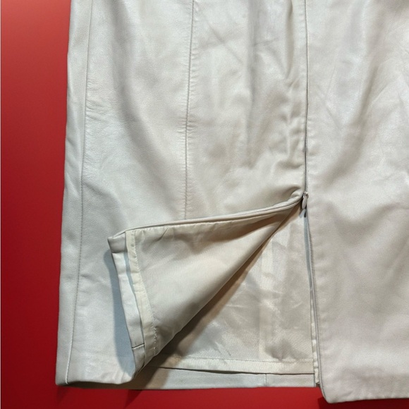 Vintage Elegant Soft White Genuine Leather Danier Skirt Suit Sissy CD TS Drag - Picture 7 of 9